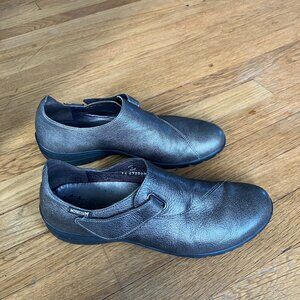 Mephisto Bronze Shoes Size 8